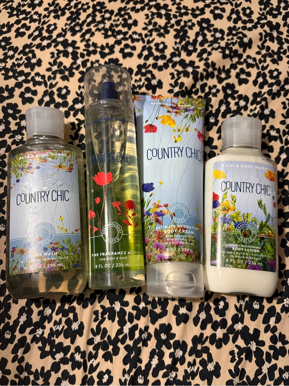 Bath & Body Works Country Chic Bath & Body Set in Multicolor